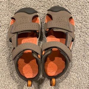 Teva Toddler Sz11 HURRICANE Close-Toe Sandals